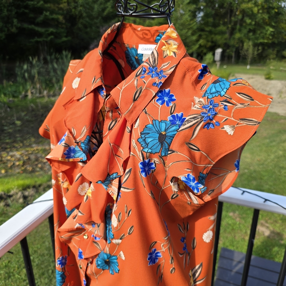 Calvin Klein Floral, Ruffle front blouse, size L, EUC - Picture 2 of 10